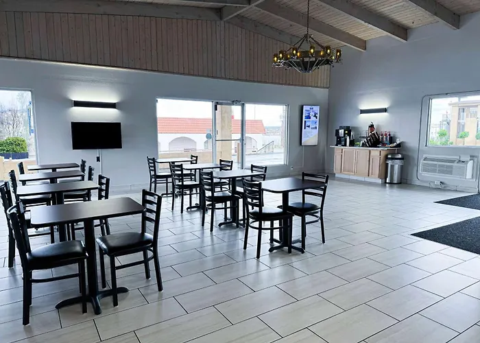 Days Inn & Suites By Wyndham Santa Rosa, Nm