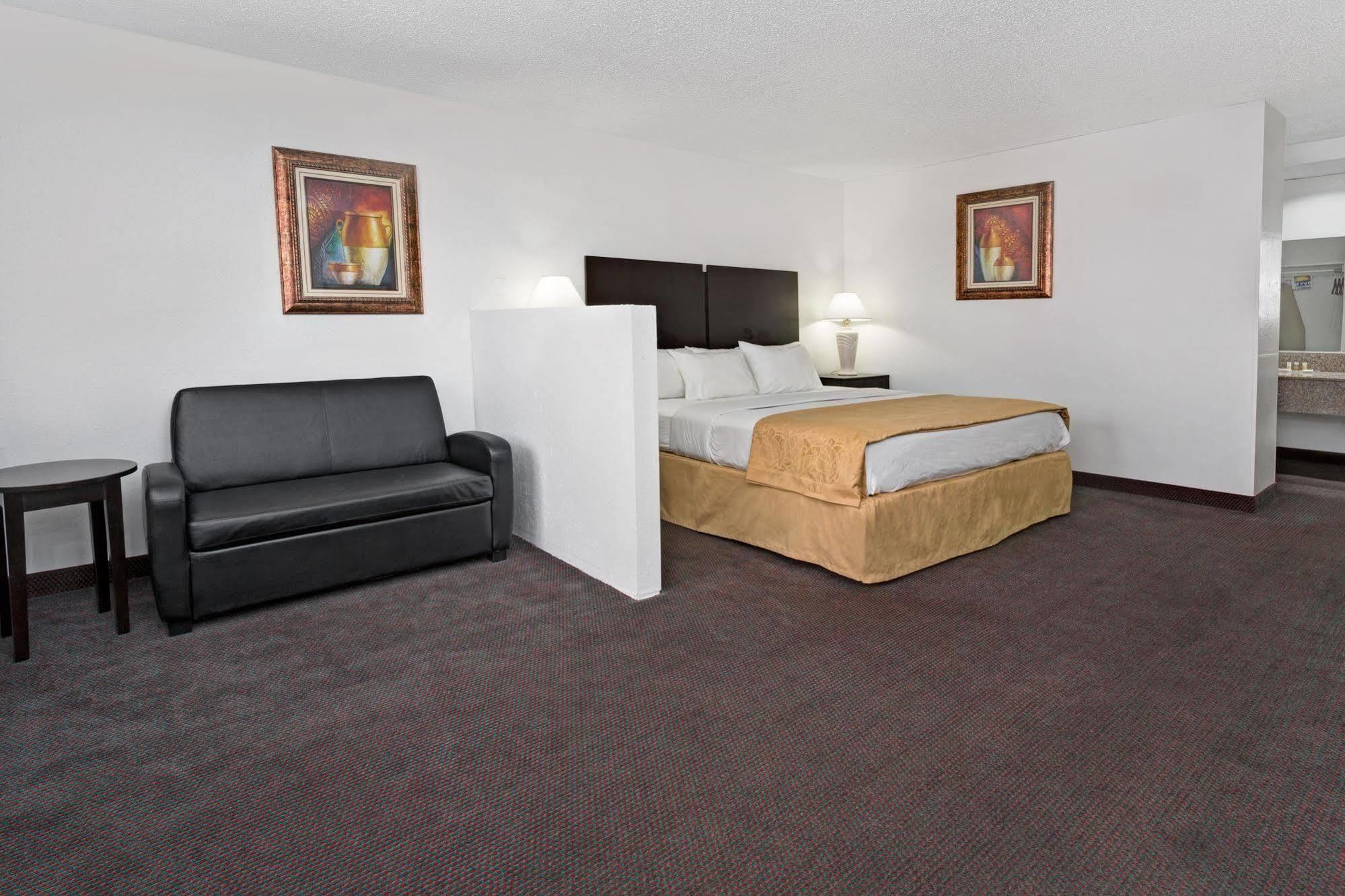 Days & By Wyndham Santa Rosa, Nm Hotel 2*